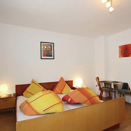 Apartment Silvia I *