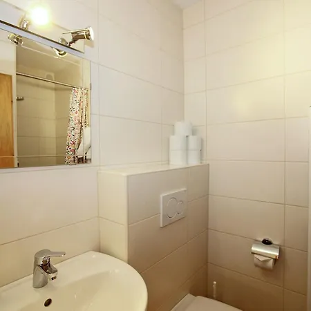 Apartment Silvia I *
